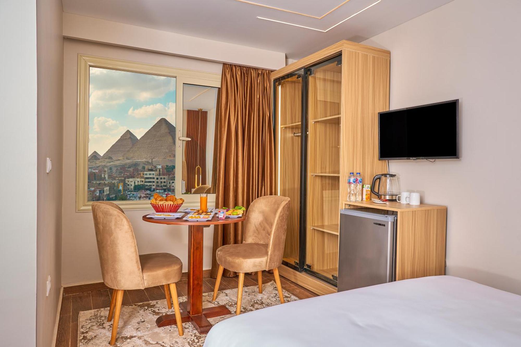 Rotana Pyramids View Vandrehjem Nazlet el-Sîsi Eksteriør billede